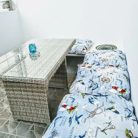 Zamboli Apartment *